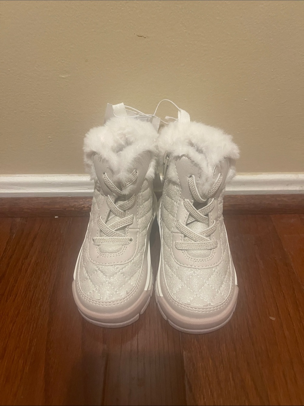 Kids White Quilted Fur-Trim Winter Boots
